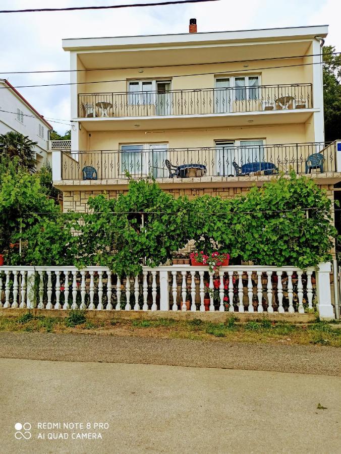 App Tony Apartment Dramalj Exterior photo